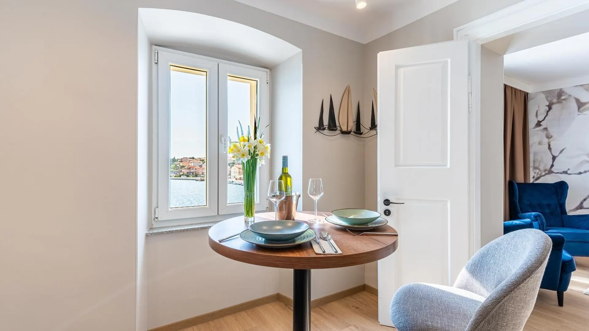 Bella Vista Apartment Cres